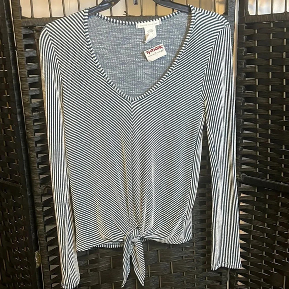 NWT Caution to the Wind Aqua Blue&White Striped Blouse Size Medium - Picture 1 of 9